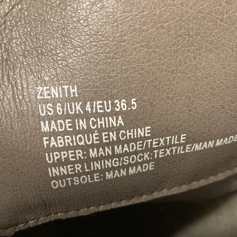 NWOT Zenith Patterned Grey Black High Riding Boot Womens Size 6